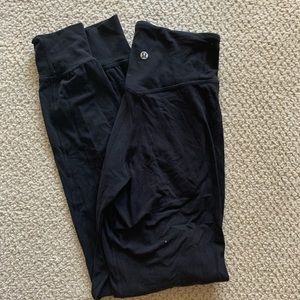 black lululemon joggers with pockets!